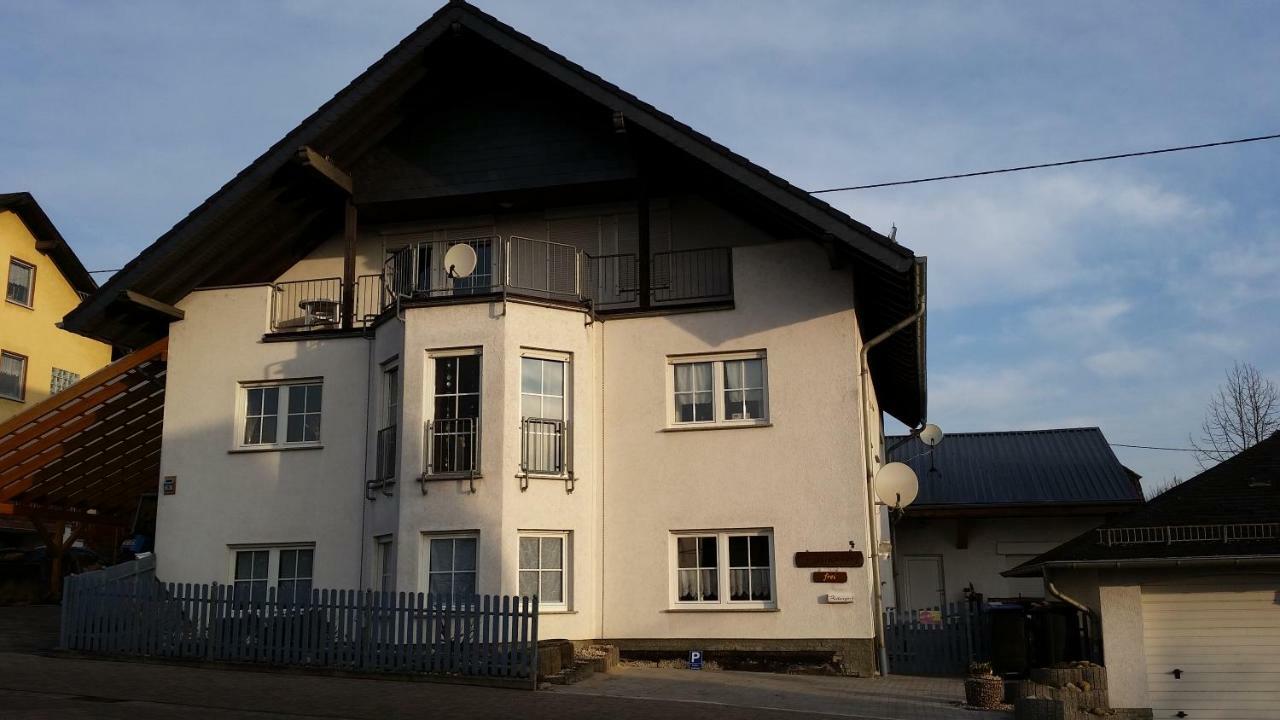 Ferienwohnung Rucksack-Bimbes Altendiez Buitenkant foto